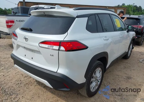 2022 Toyota Corolla Cross Le из США, поврежденный, VIN 7MUBAAAG6NV021369